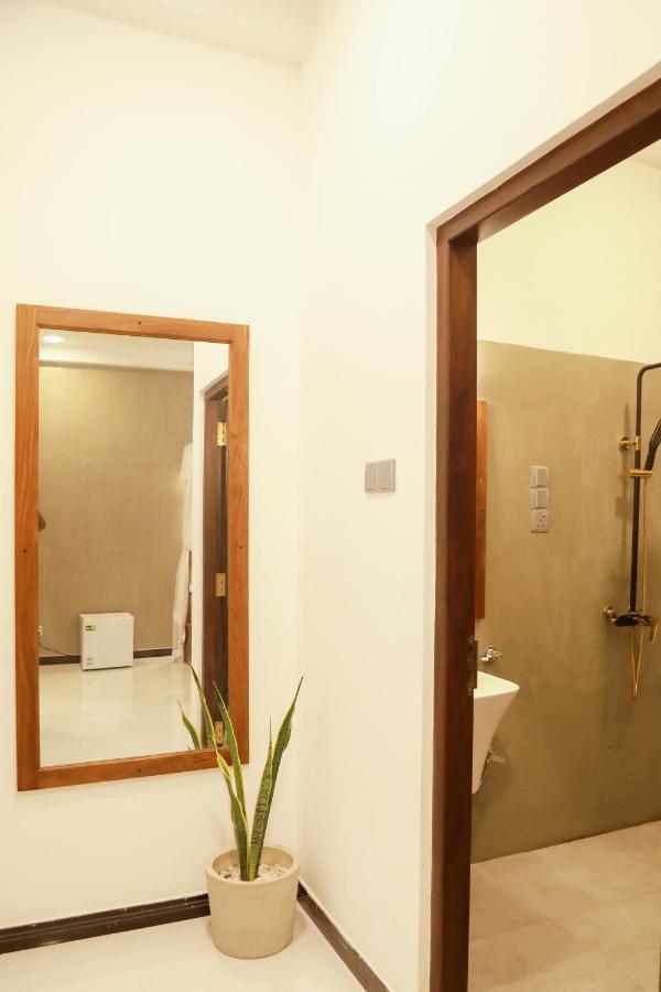 Gold Bubble Hotel Ahangama Exterior photo
